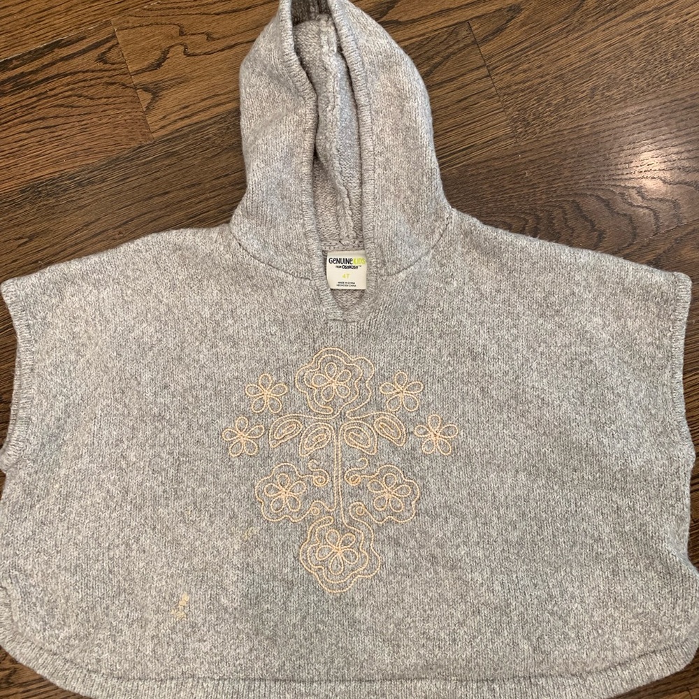 Gray OshKosh B’Gosh poncho sweater, size 4T